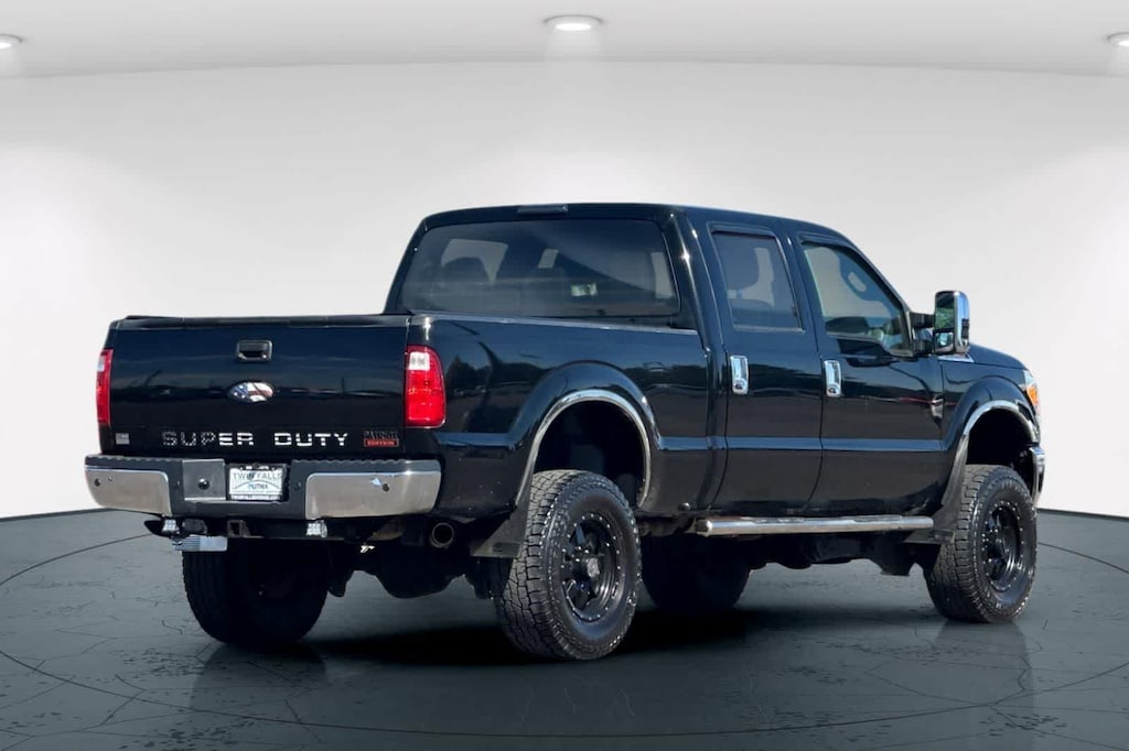 Used 2011 Ford F-350 Truck Crew Cab