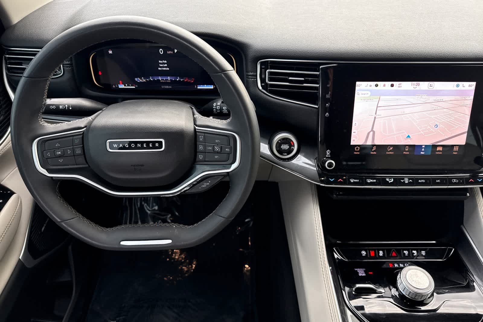 Thumbnail: 2022 Jeep Wagoneer - 14