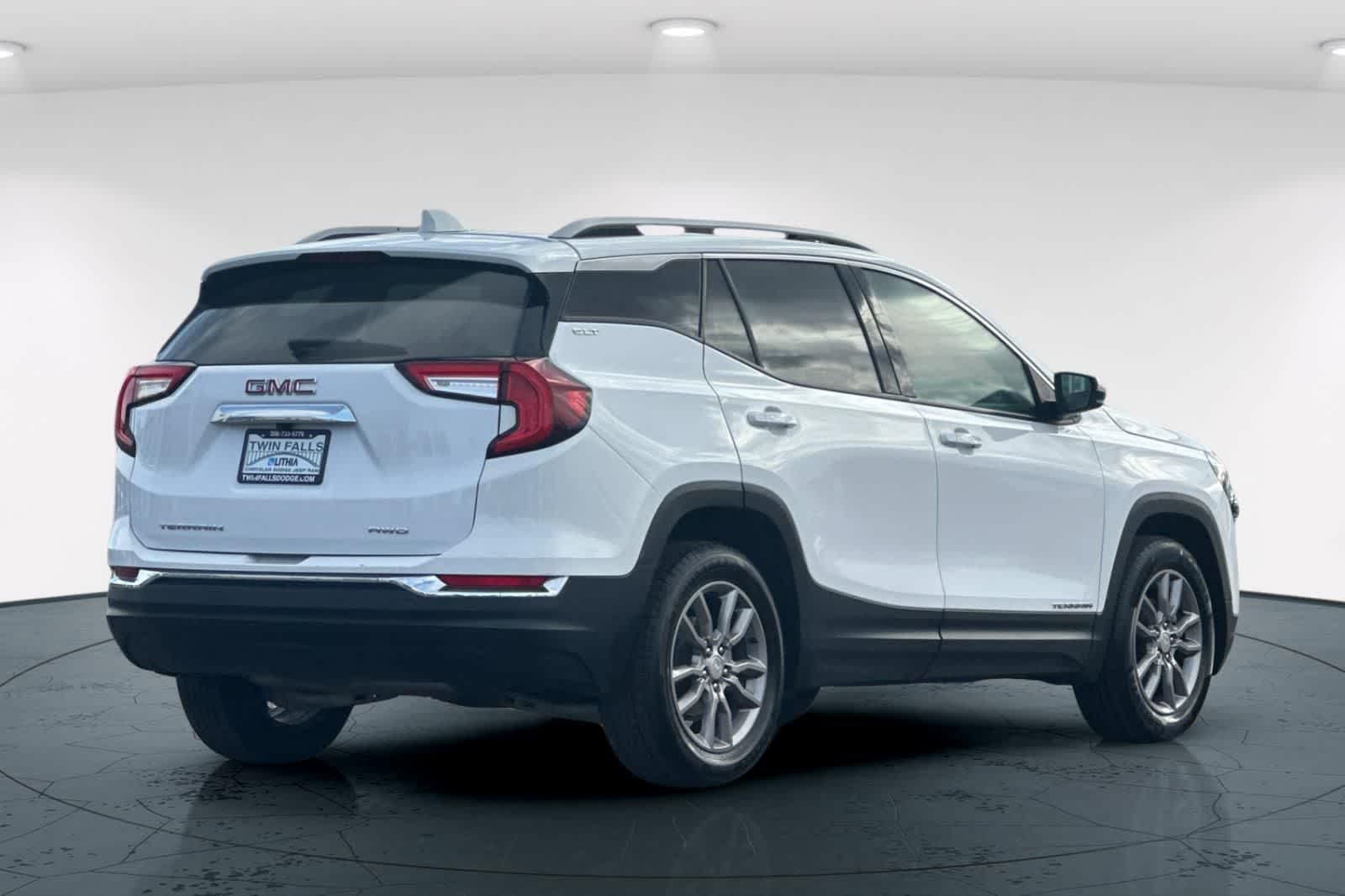 Thumbnail: 2024 GMC Terrain - 2