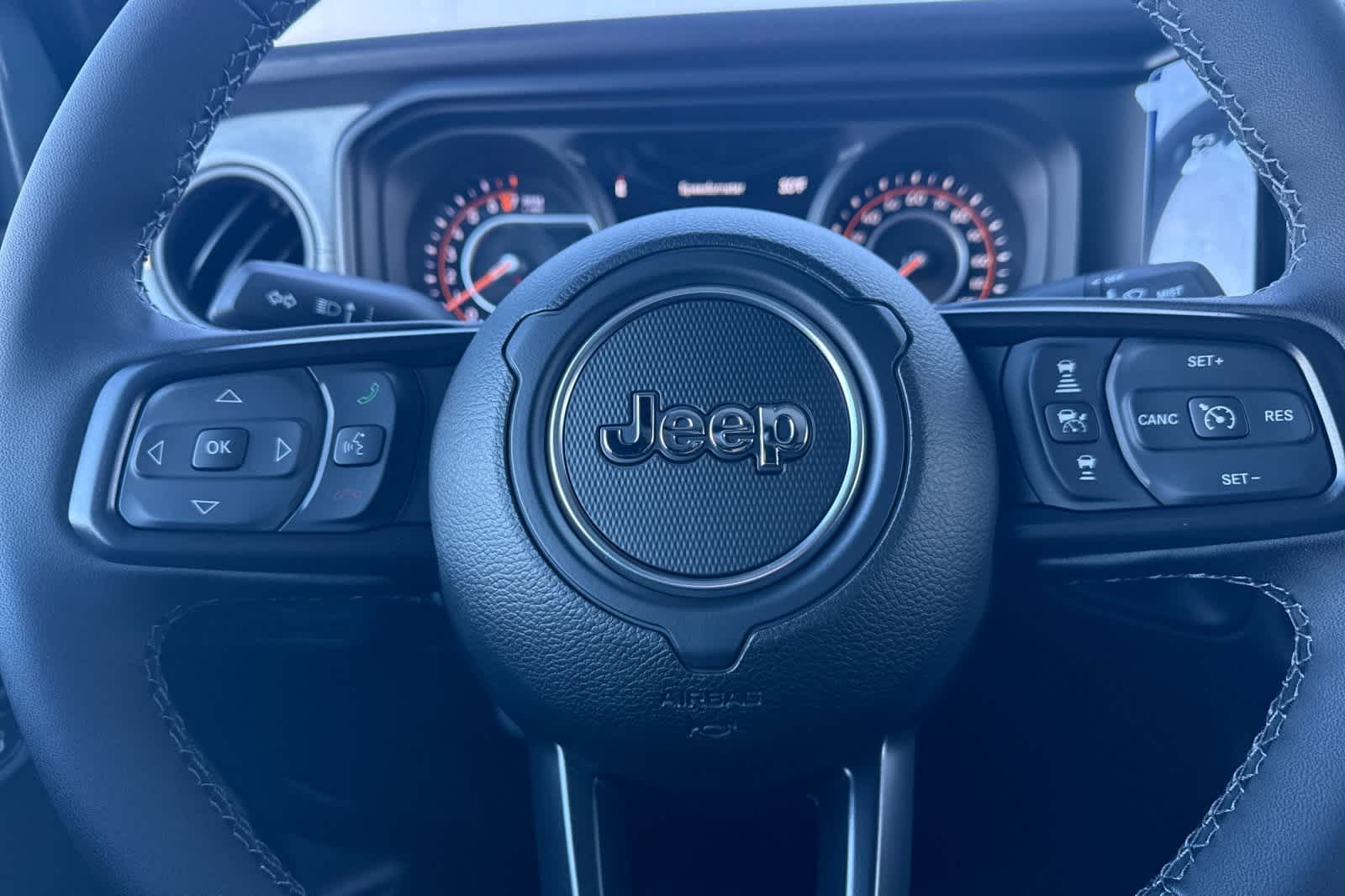 Thumbnail: 2026 Jeep Gladiator - 24