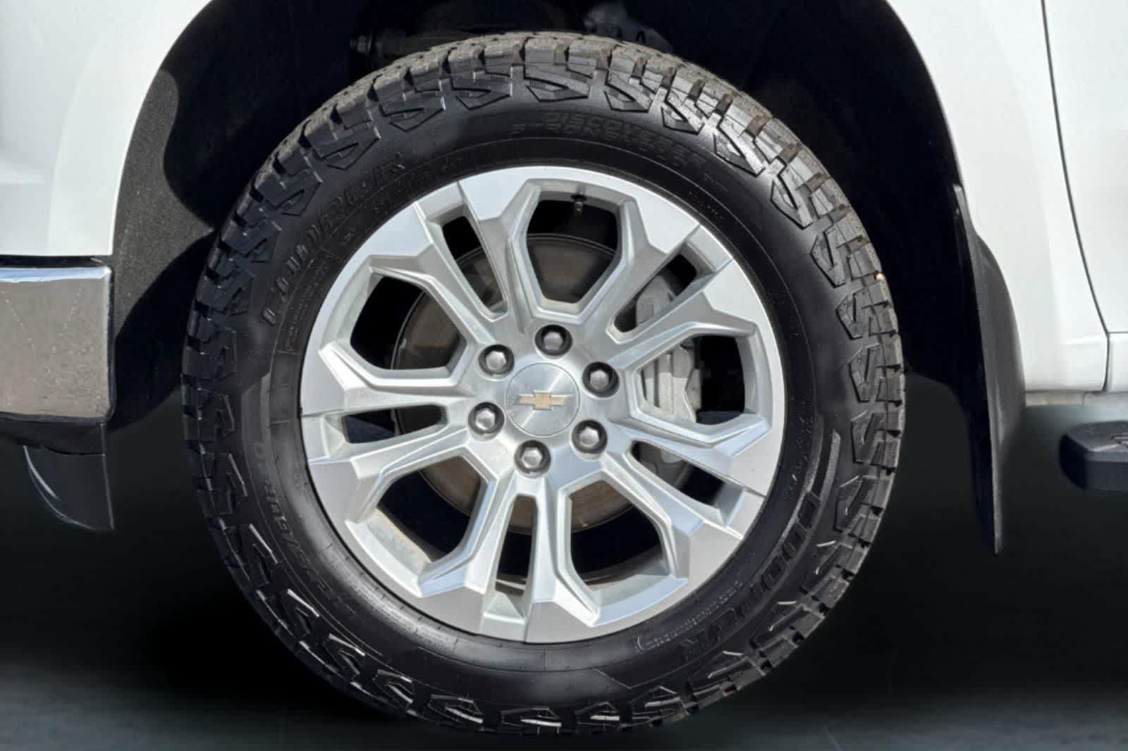 Thumbnail: 2023 Chevrolet Silverado 1500 - 29