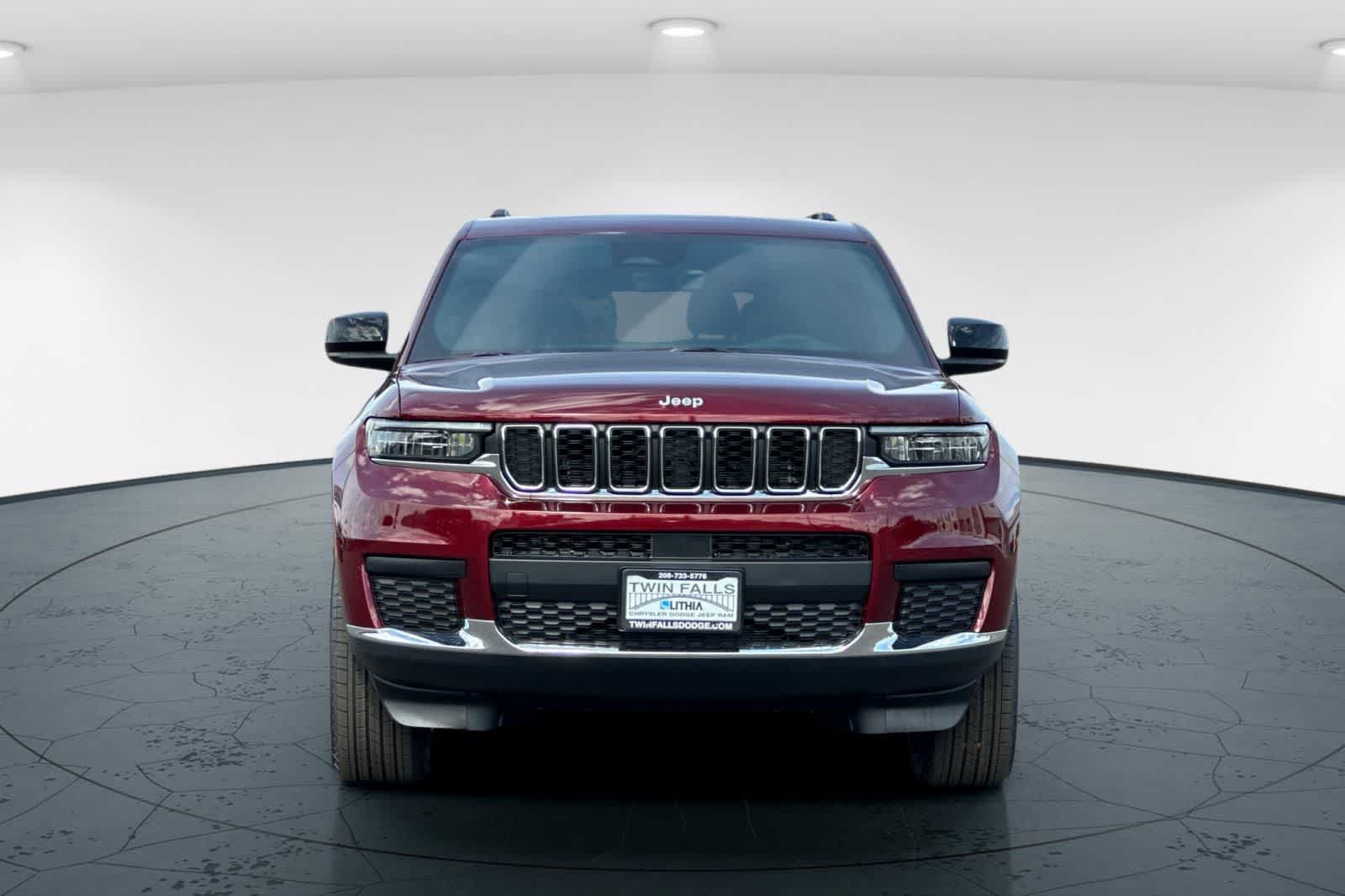 Thumbnail: 2026 Jeep Grand Cherokee - 10