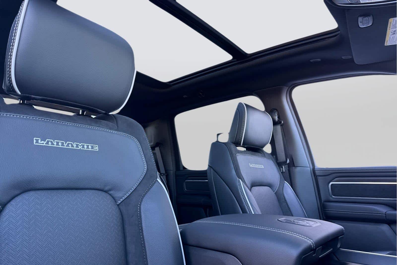 Thumbnail: 2026 RAM 1500 - 17