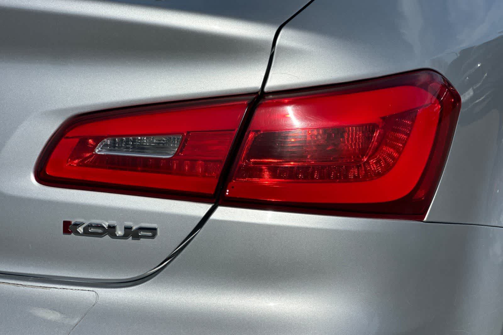 Thumbnail: 2016 Kia Forte - 31