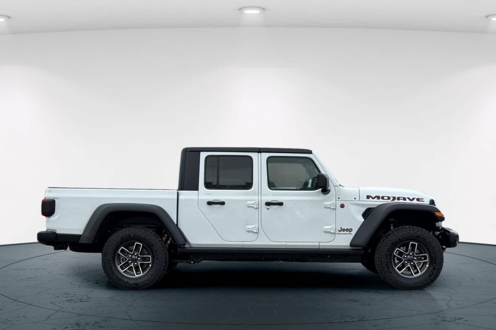 Thumbnail: 2026 Jeep Gladiator - 6