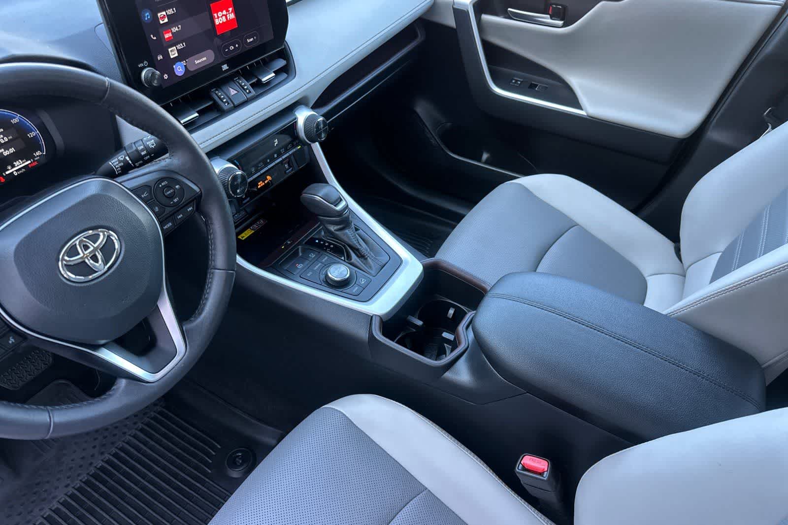 Thumbnail: 2023 Toyota RAV4 - 11