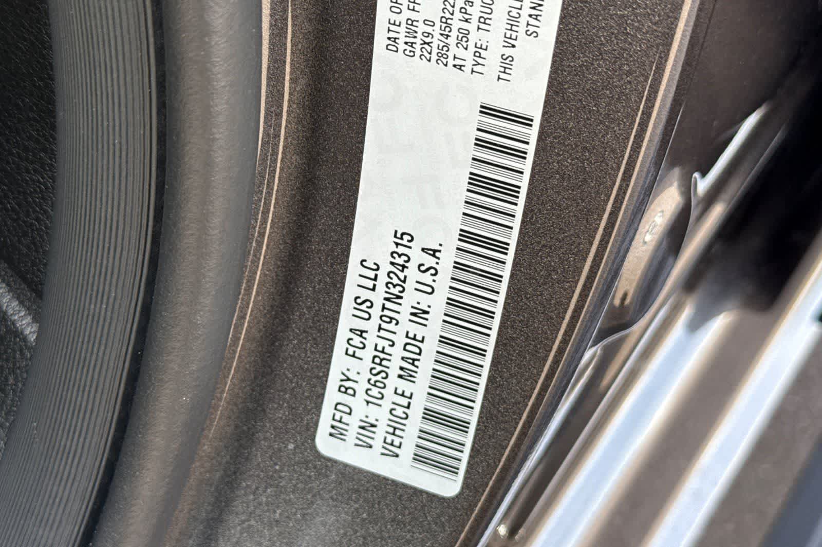 Thumbnail: 2026 RAM 1500 - 32