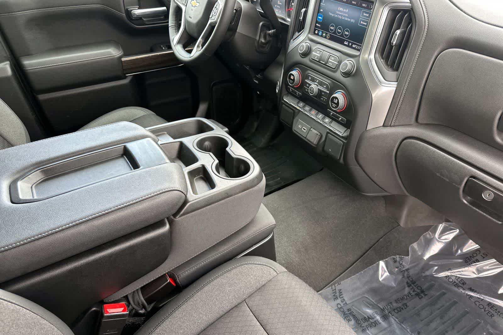 Thumbnail: 2022 Chevrolet Silverado 1500 - 15