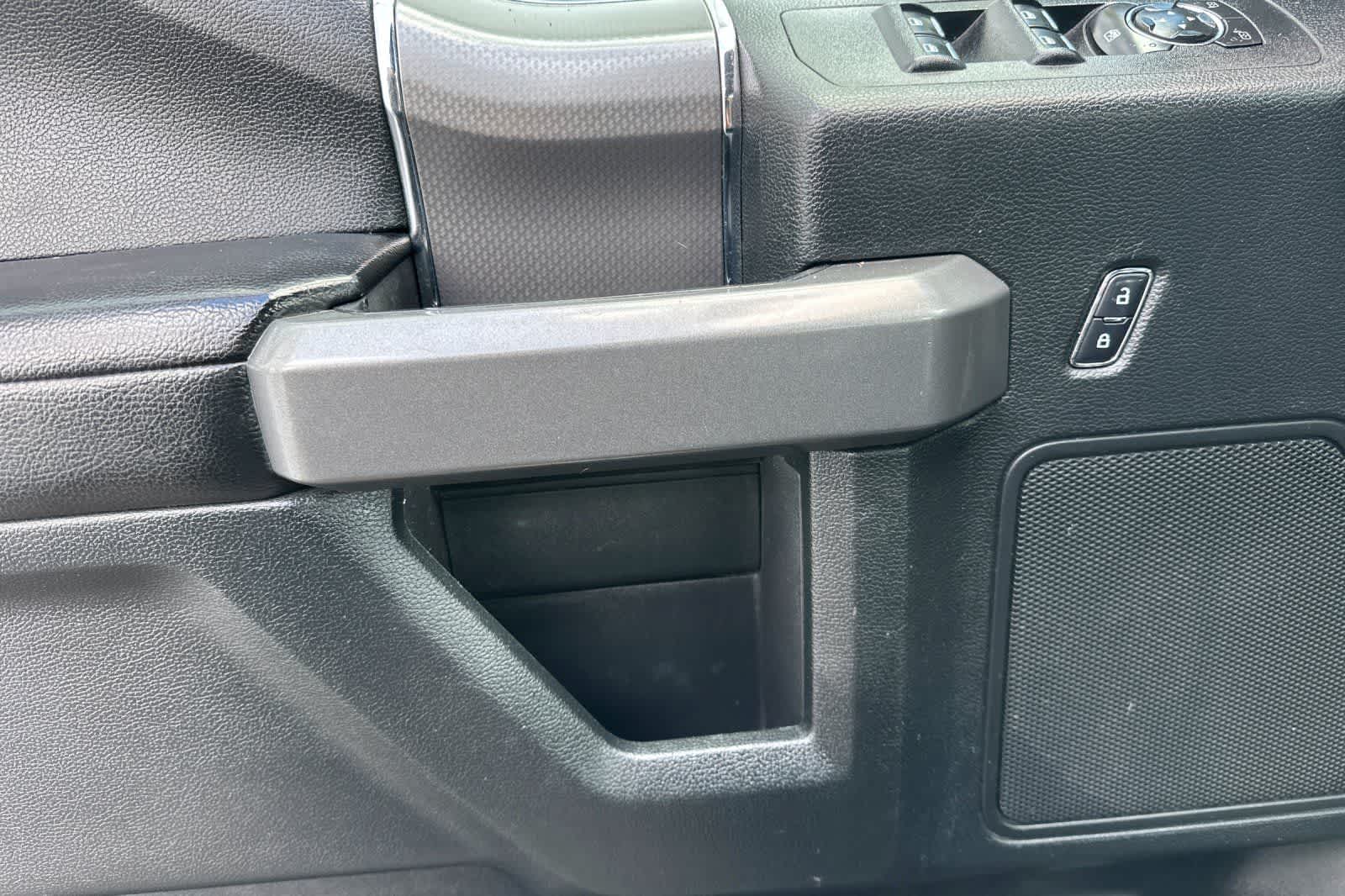 Thumbnail: 2016 Ford F-150 - 12