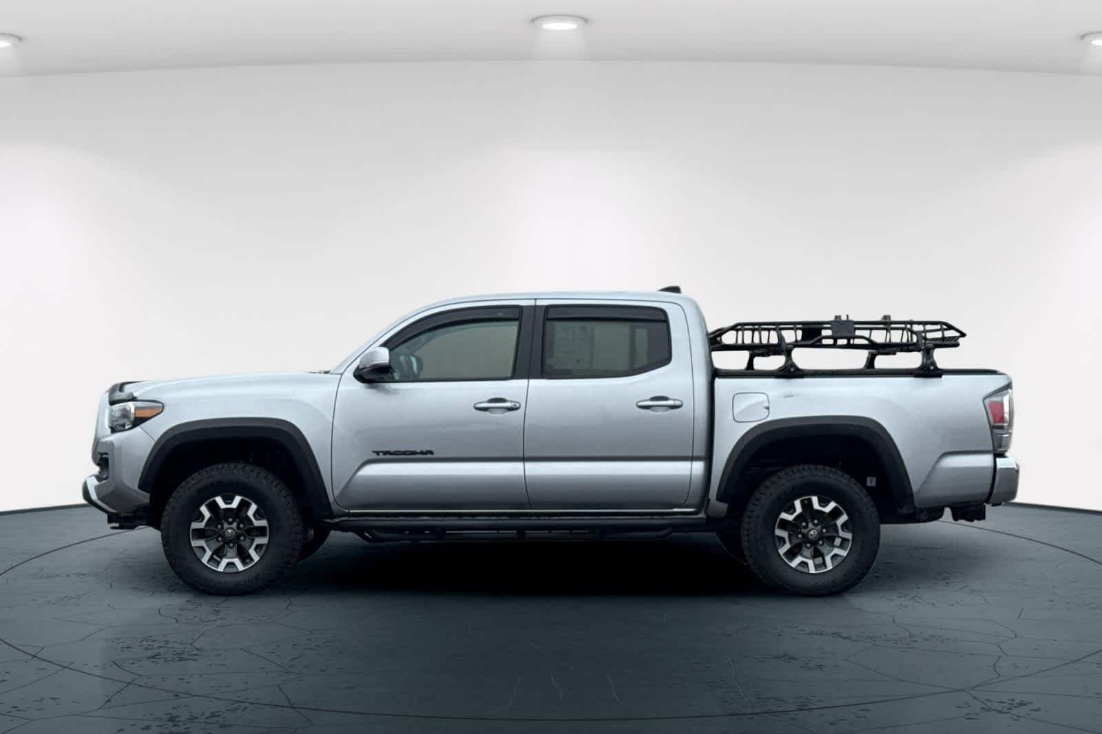 Thumbnail: 2020 Toyota Tacoma - 9