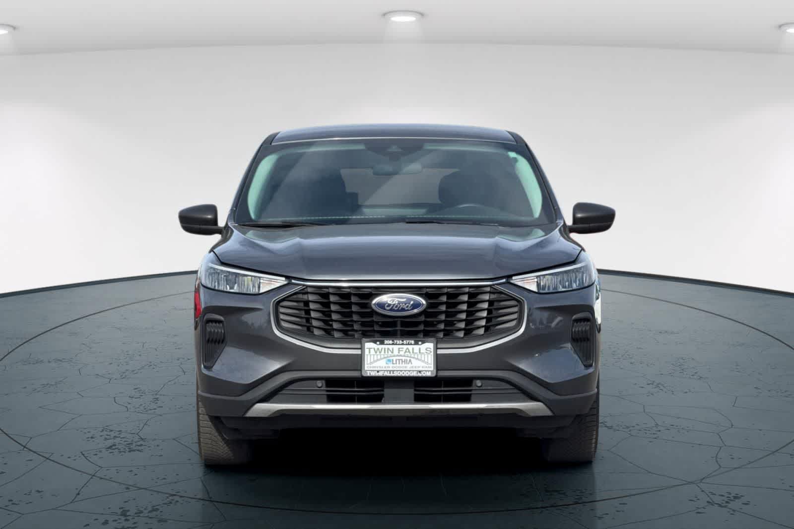 Thumbnail: 2023 Ford Escape - 10