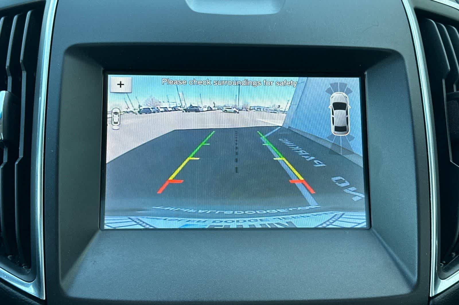 Thumbnail: 2019 Ford Edge - 22