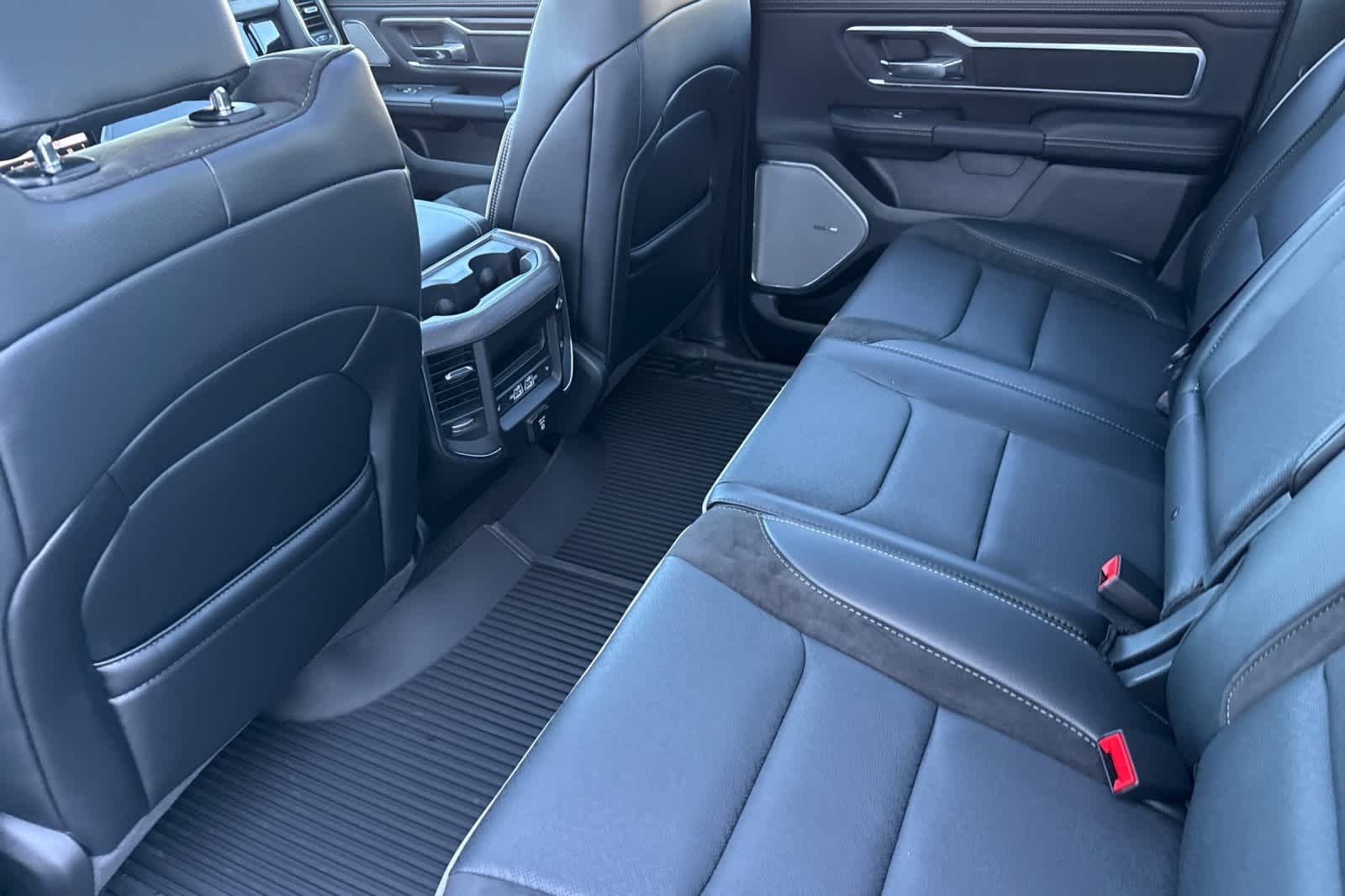 Thumbnail: 2026 RAM 1500 - 4