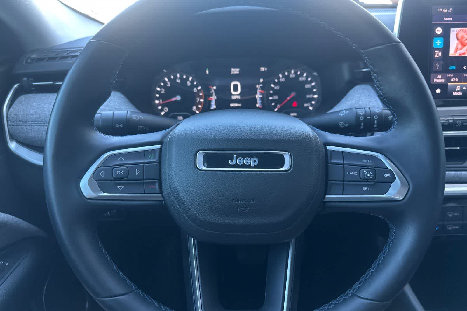 Thumbnail: 2022 Jeep Compass - 25