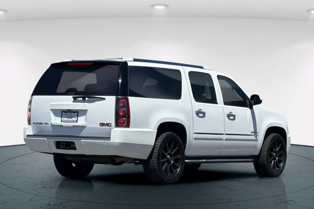 Used 2013 GMC Yukon XL 1500 Denali SUV