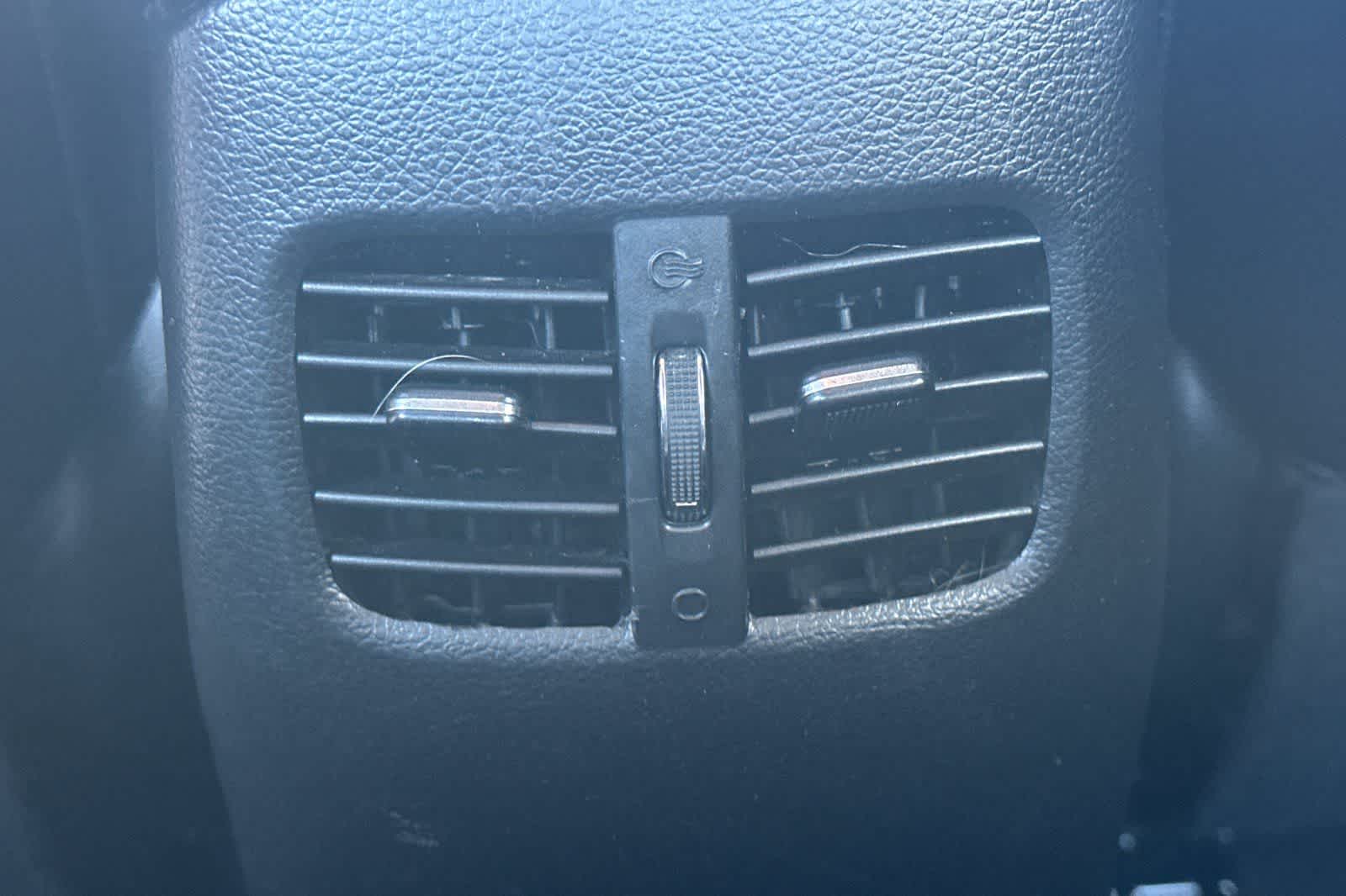 Thumbnail: 2016 Kia Forte - 15