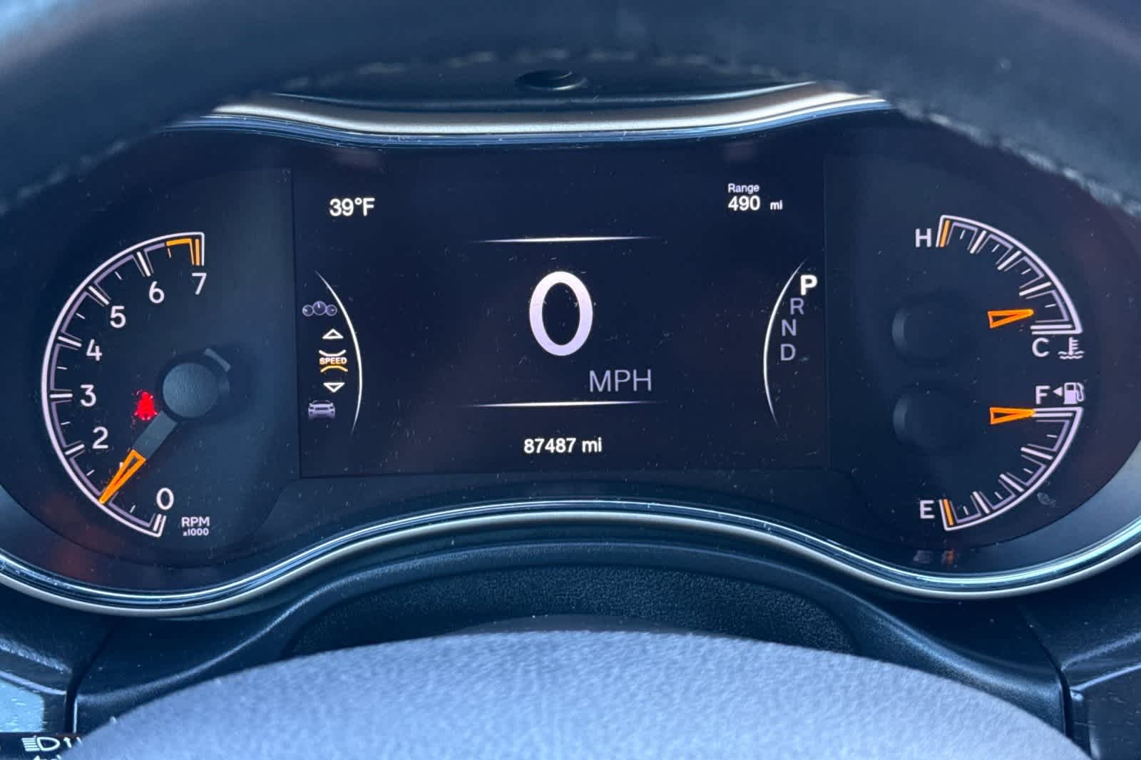 Thumbnail: 2017 Jeep Grand Cherokee - 28