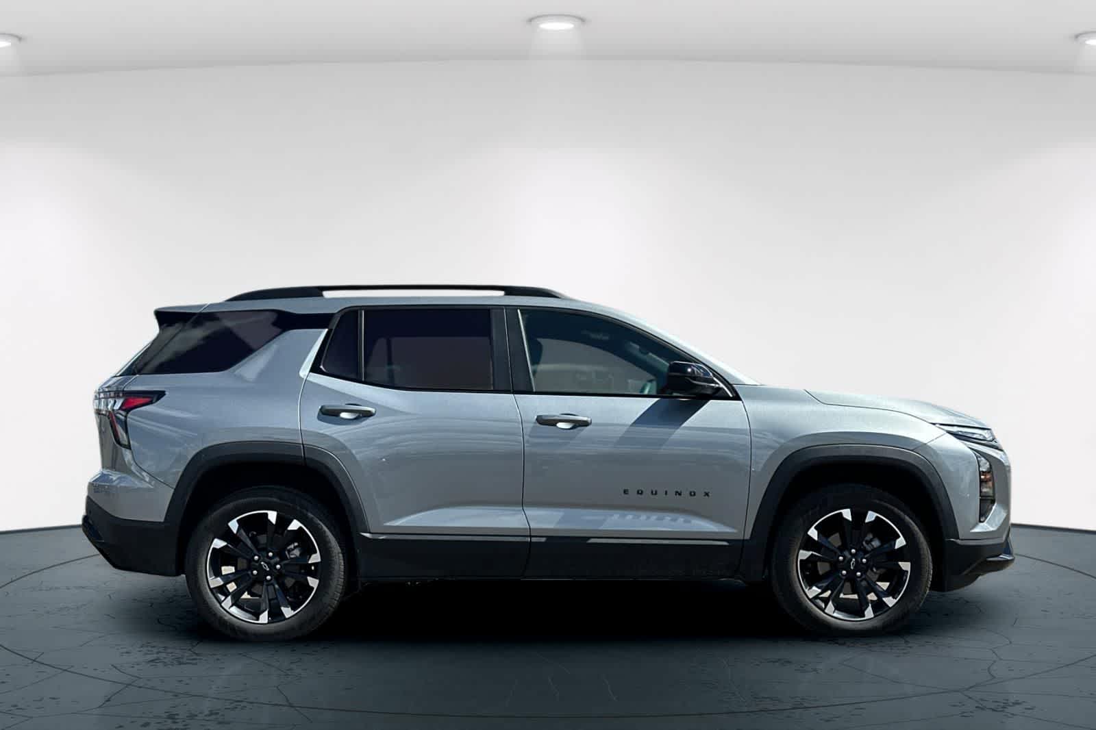 Thumbnail: 2026 Chevrolet Equinox - 6