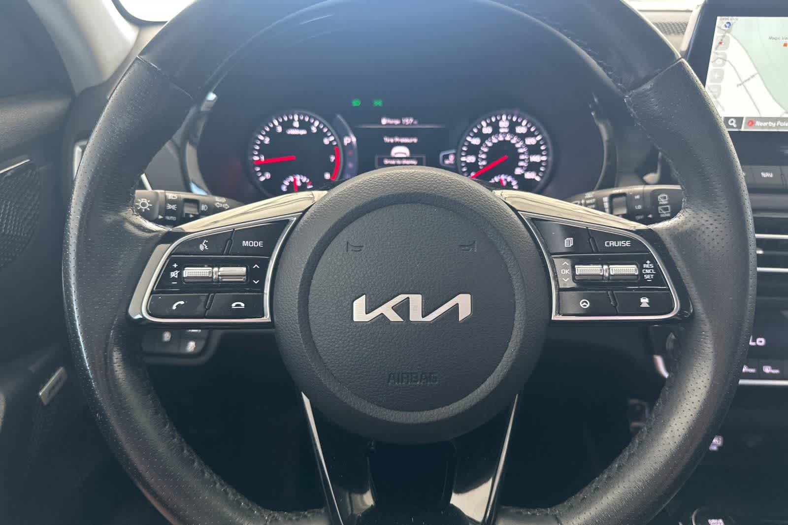 Thumbnail: 2023 Kia Seltos - 24
