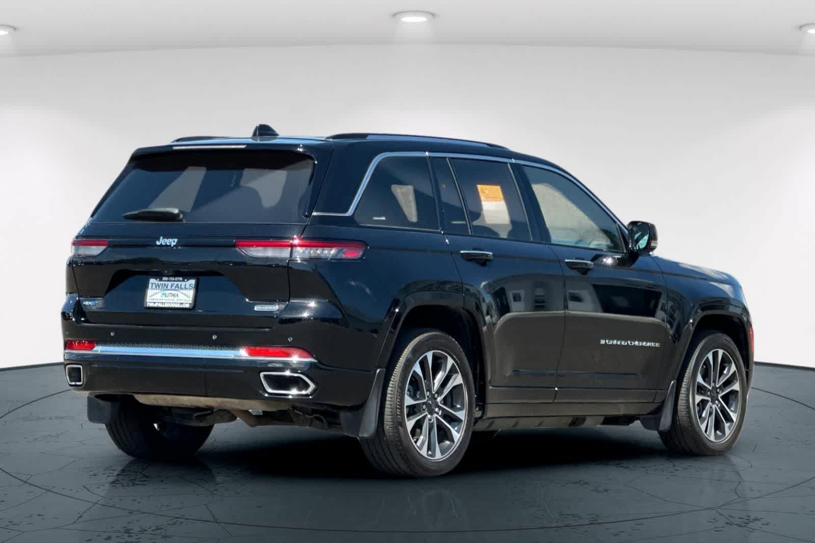 Thumbnail: 2022 Jeep Grand Cherokee - 2