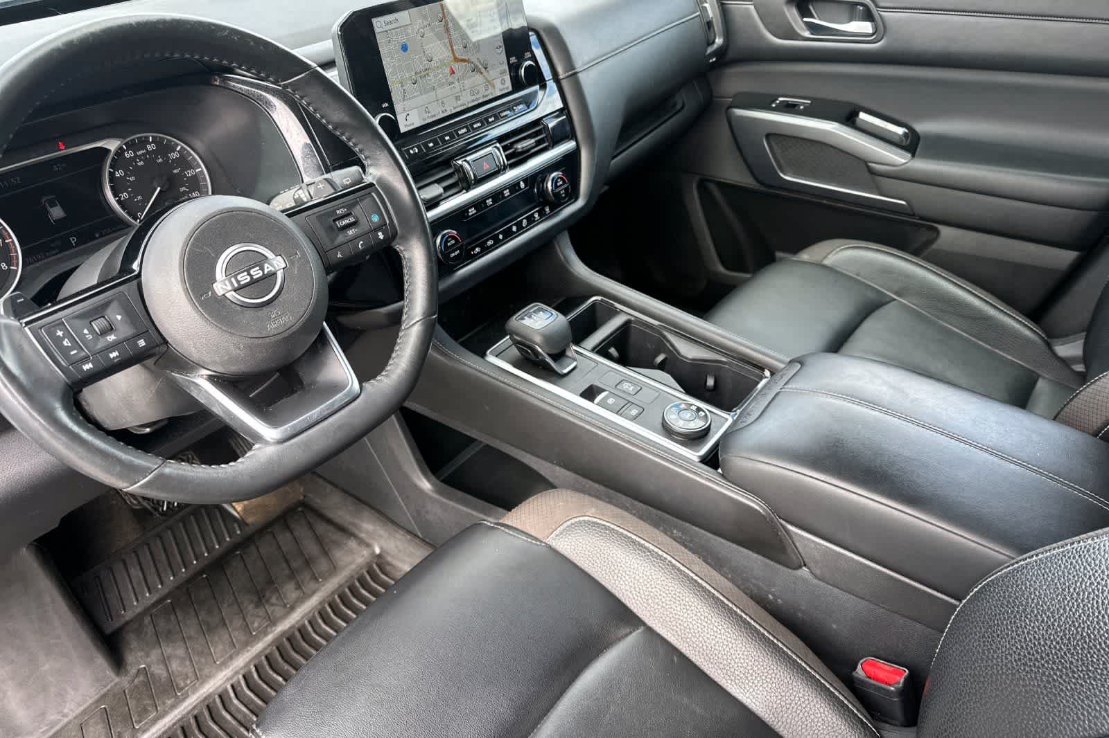 Thumbnail: 2023 Nissan Pathfinder - 11