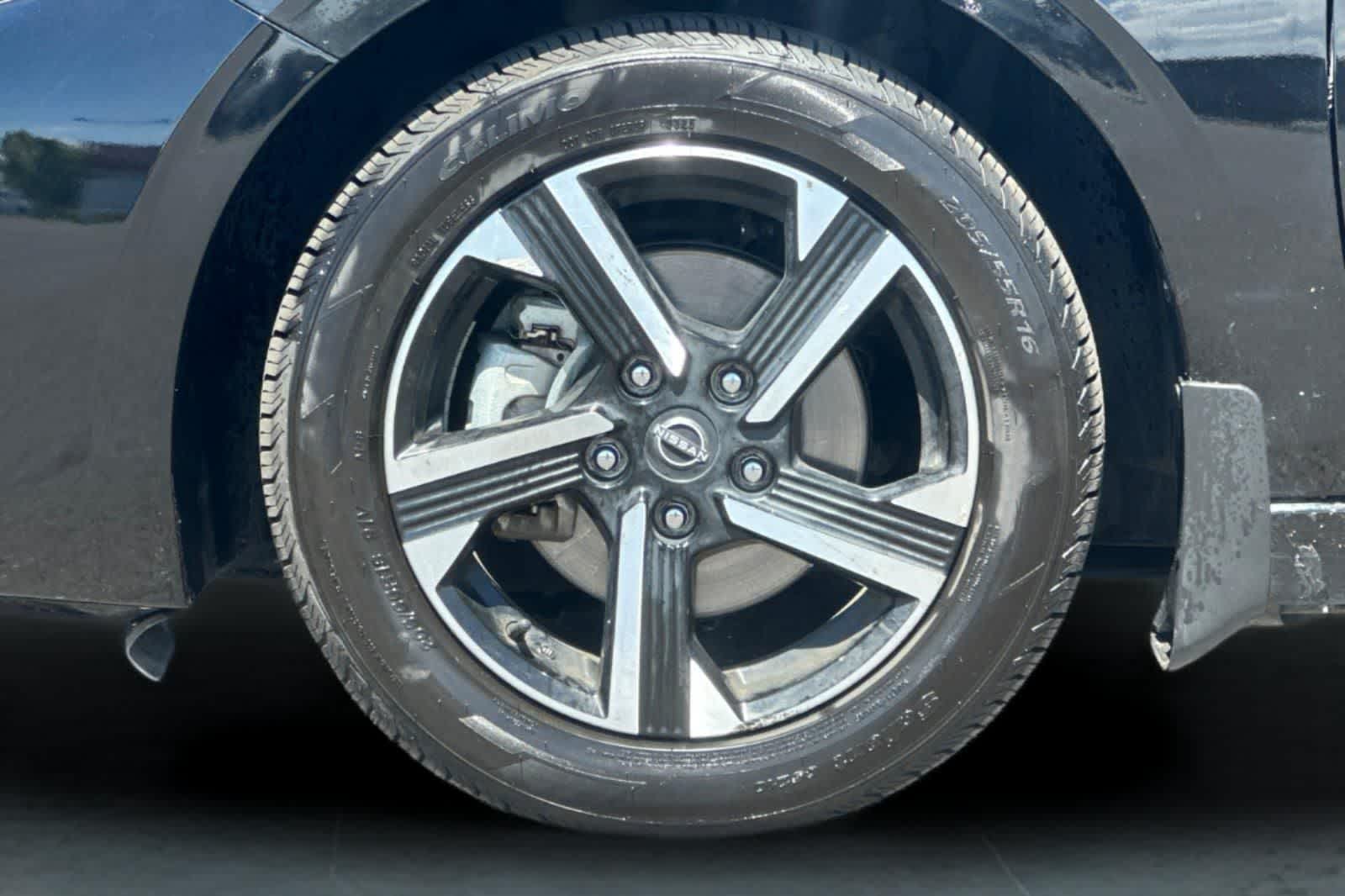 Thumbnail: 2024 Nissan Sentra - 28