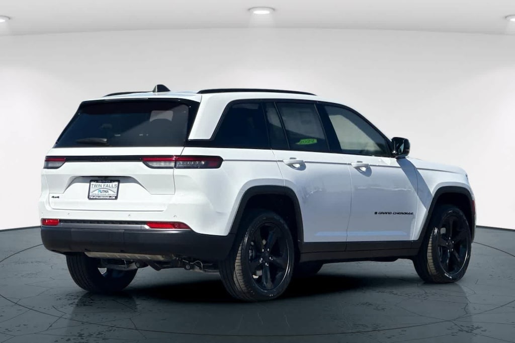 New 2026 Jeep Grand Cherokee LIMITED 4X4 Sport Utility