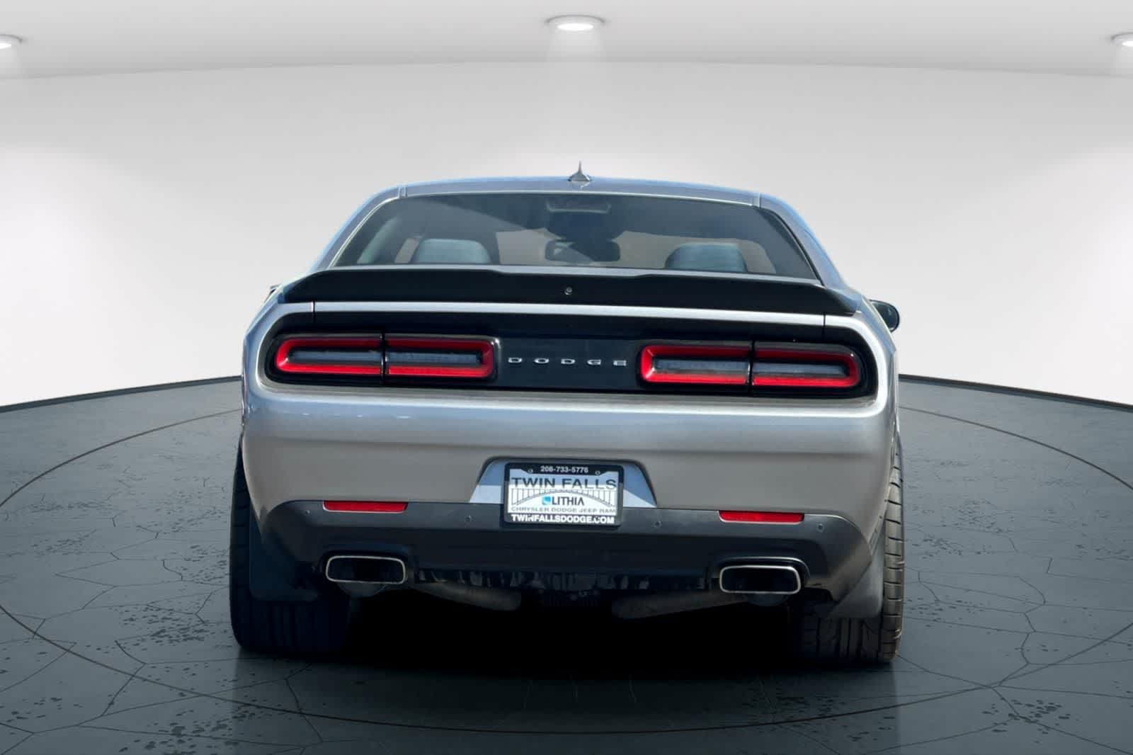 Thumbnail: 2016 Dodge Challenger - 7