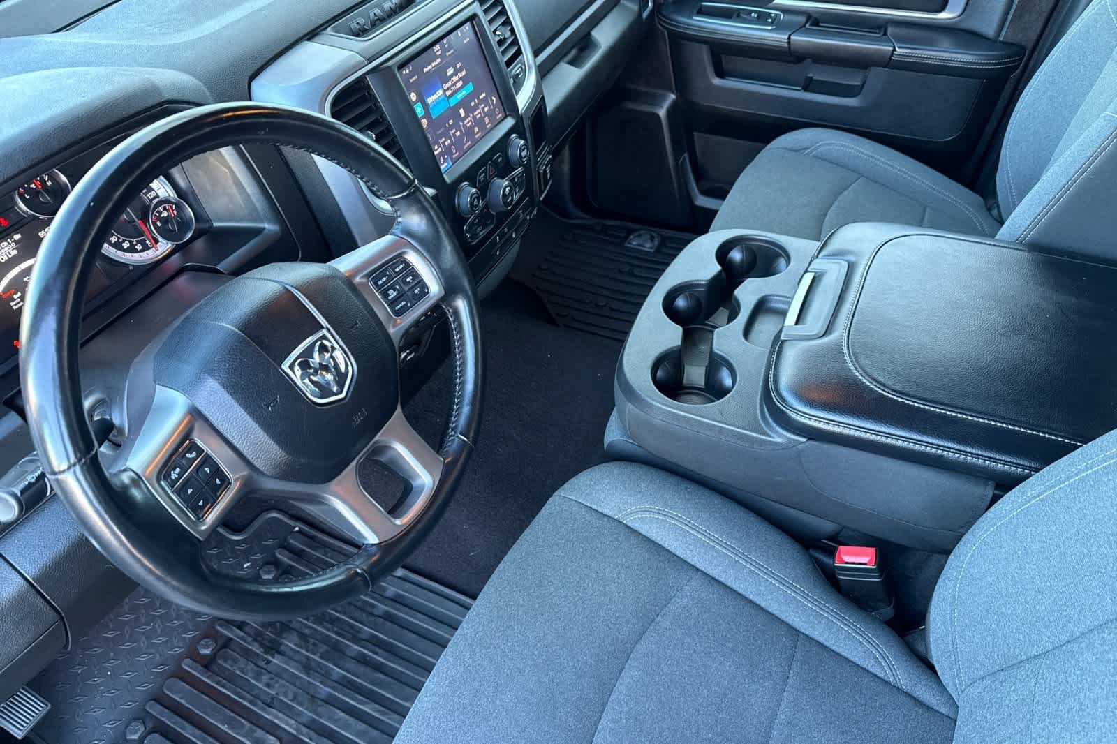 Thumbnail: 2022 RAM 1500 Classic - 11