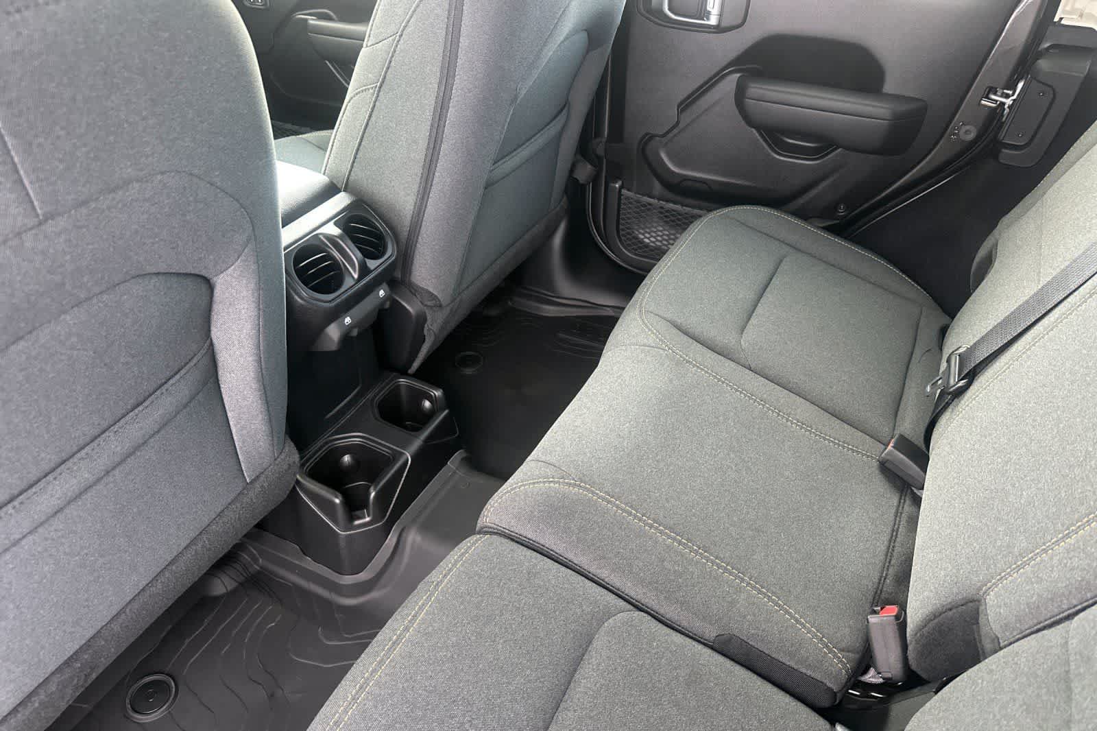 Thumbnail: 2026 Jeep Wrangler - 4