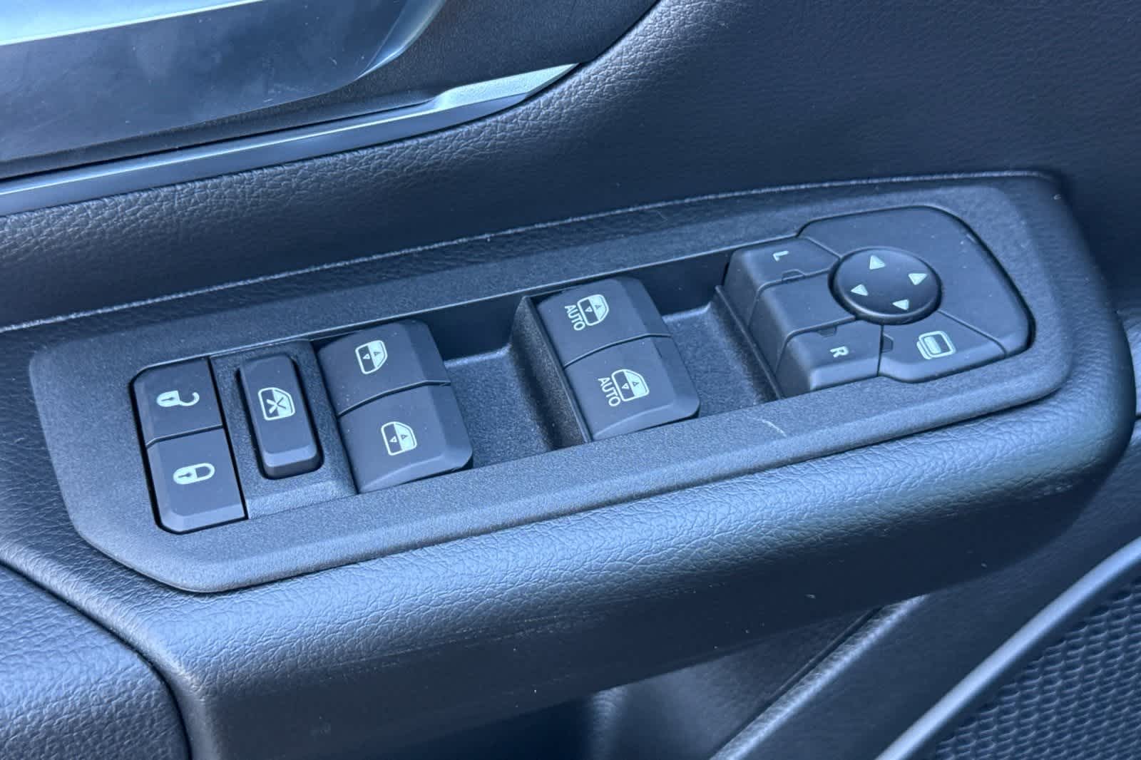 Thumbnail: 2026 RAM 1500 - 13