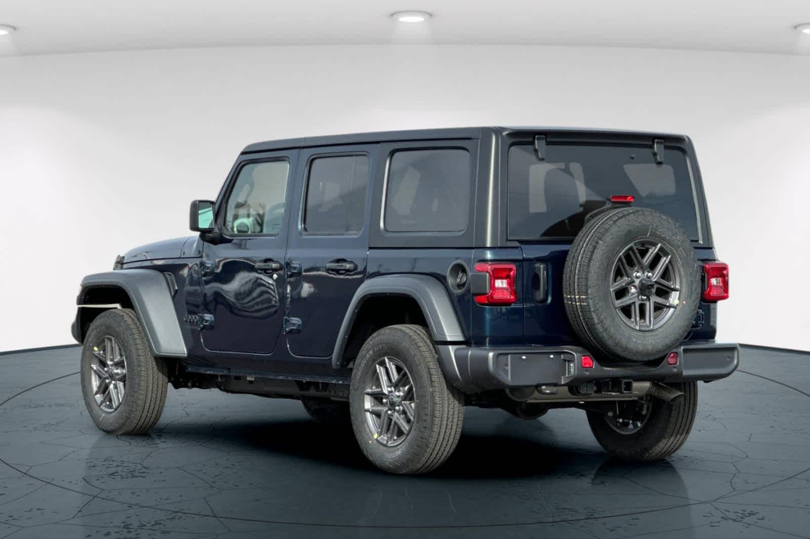 Thumbnail: 2025 Jeep Wrangler - 8