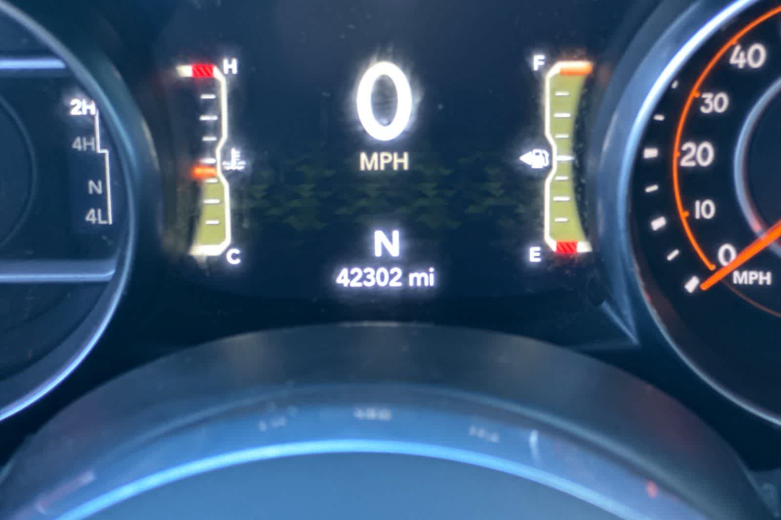 Thumbnail: 2020 Jeep Wrangler - 29