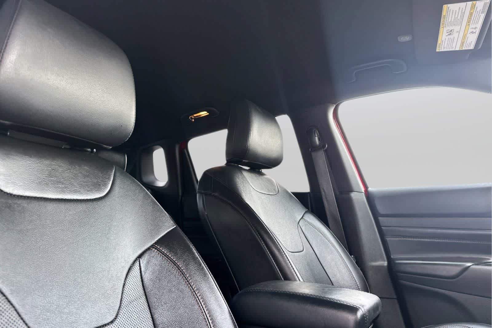 Thumbnail: 2023 Jeep Compass - 18