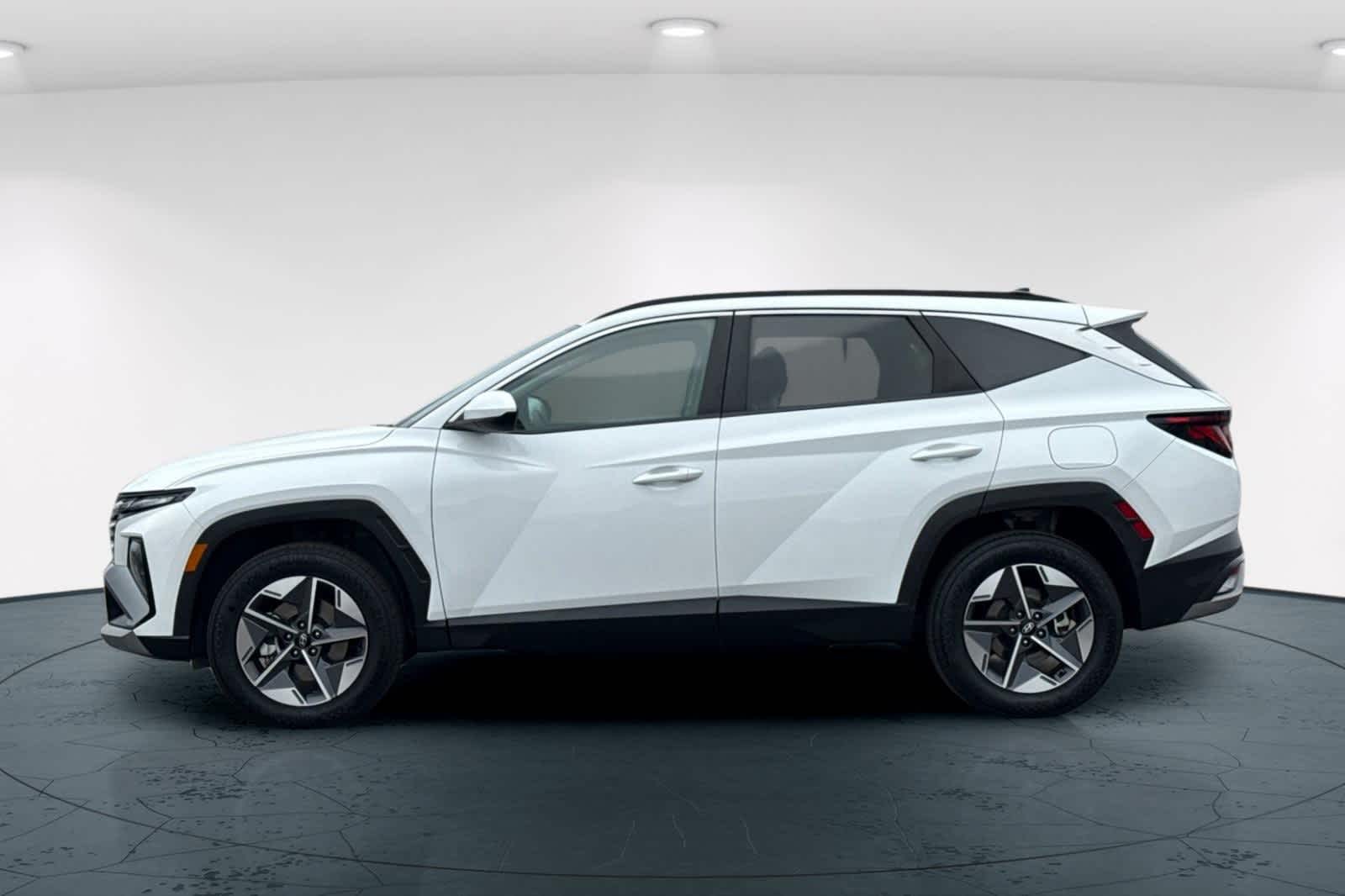 Thumbnail: 2025 Hyundai Tucson - 9