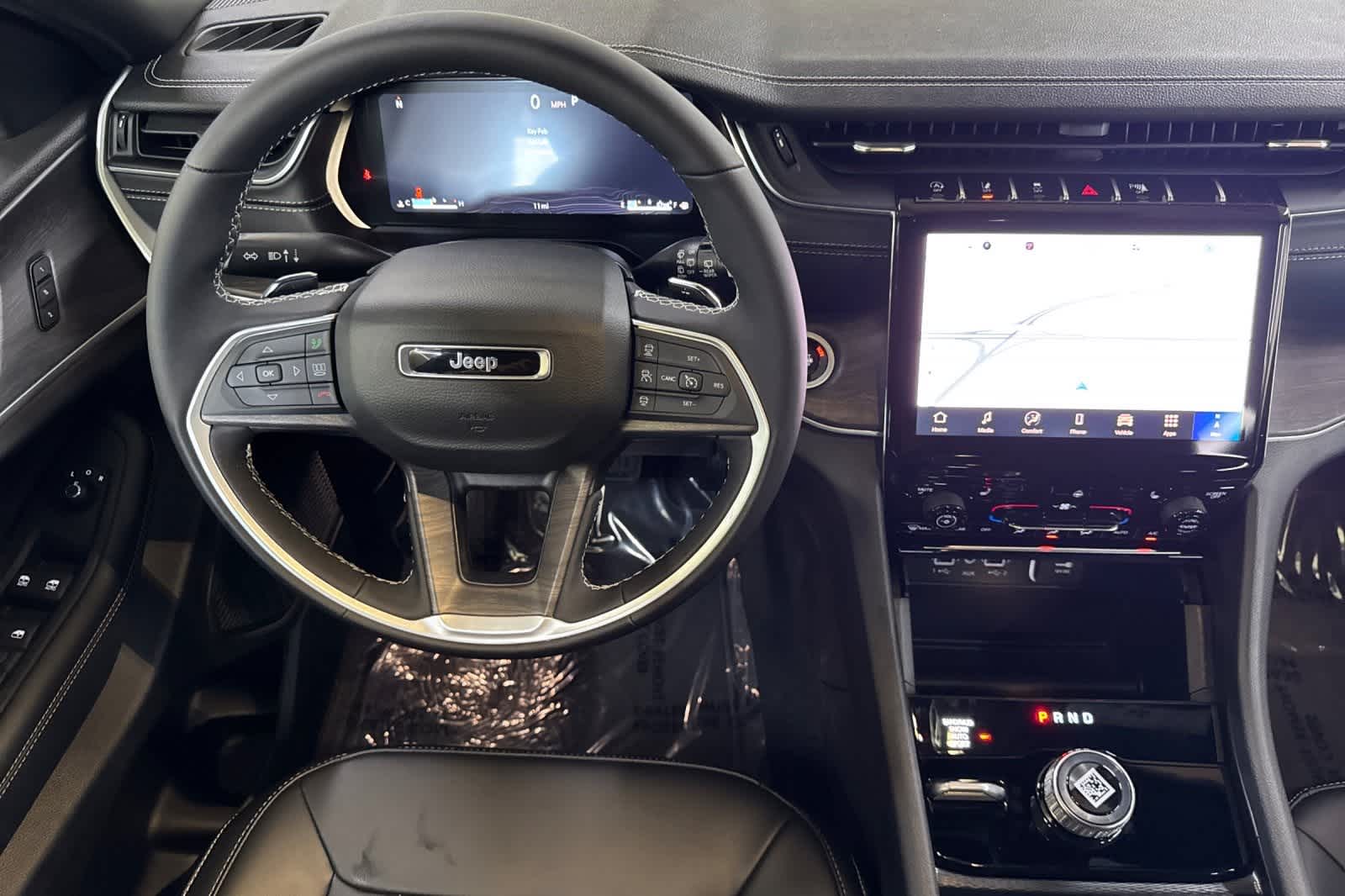 Thumbnail: 2025 Jeep Grand Cherokee - 14