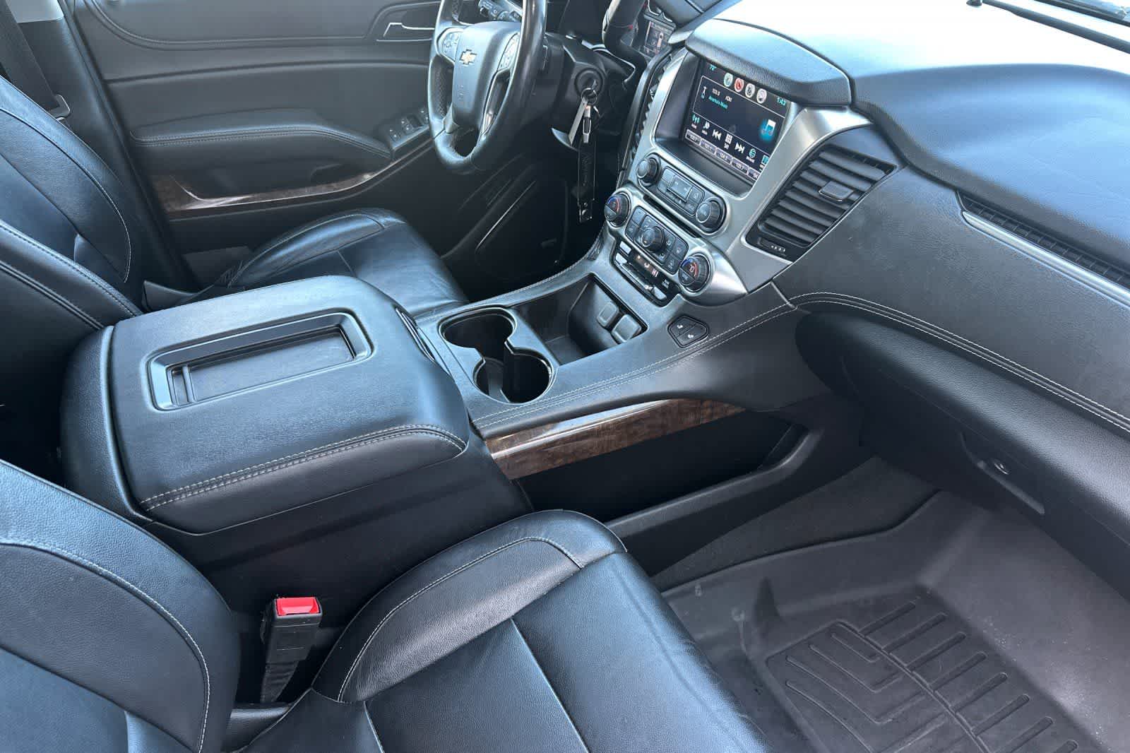 Thumbnail: 2020 Chevrolet Tahoe - 18
