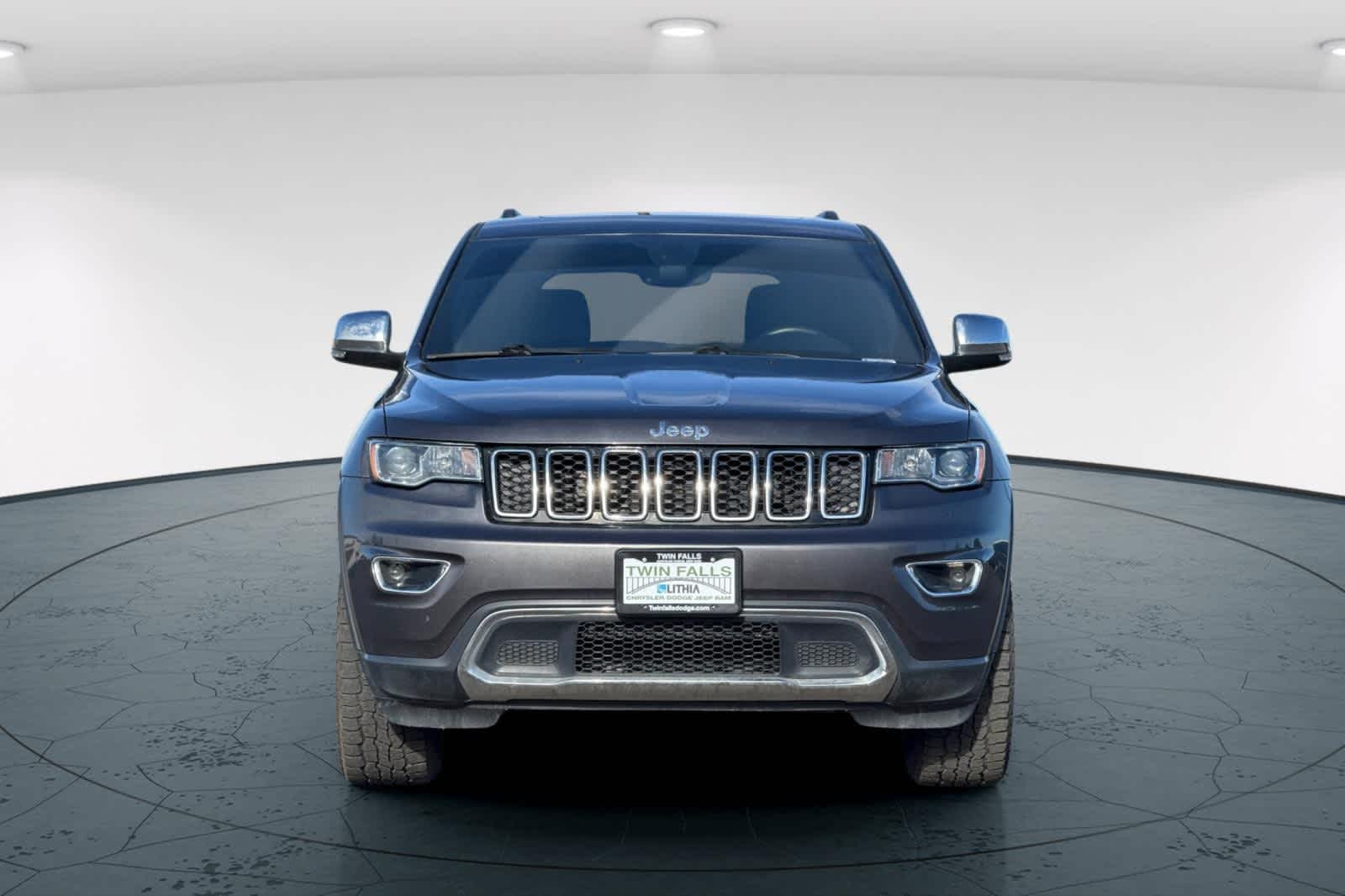 Thumbnail: 2020 Jeep Grand Cherokee - 10