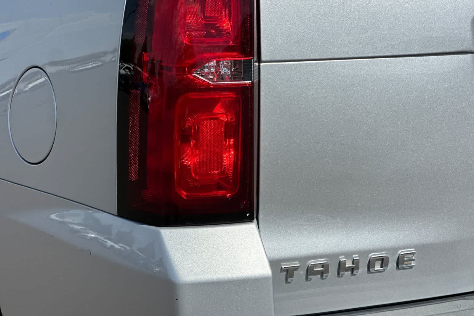 Thumbnail: 2015 Chevrolet Tahoe - 31