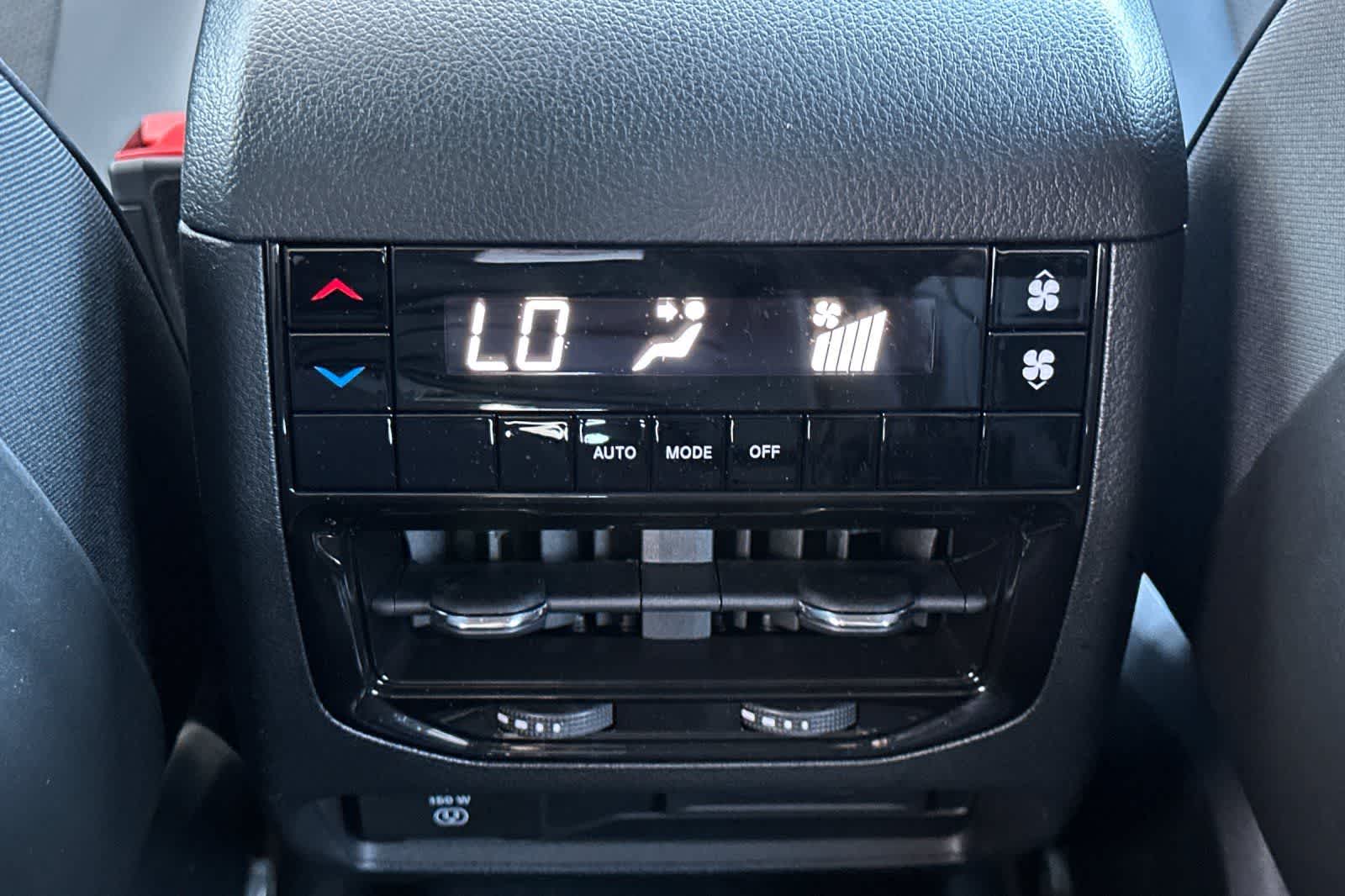 Thumbnail: 2026 Jeep Grand Cherokee - 15