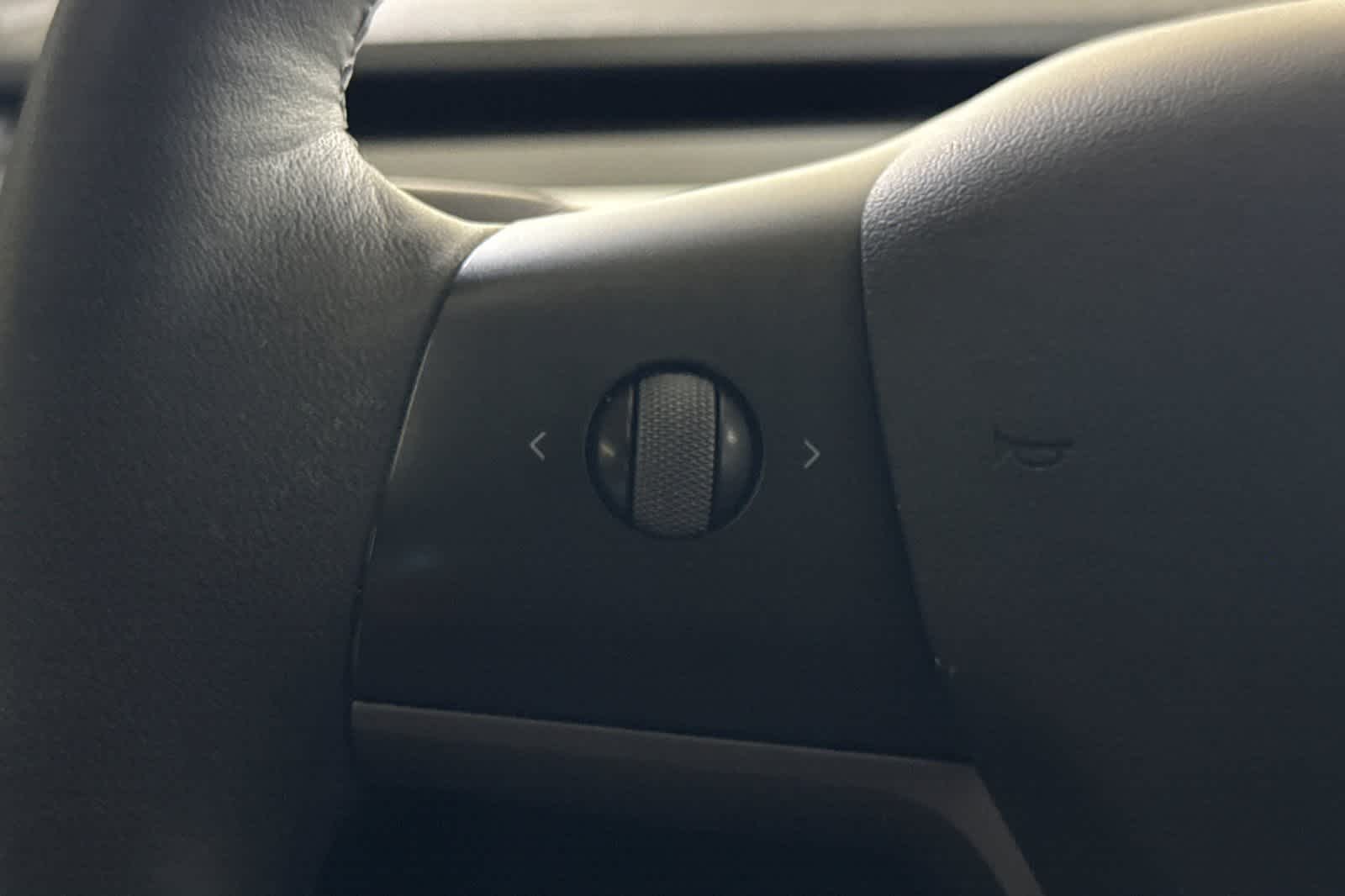 Thumbnail: 2022 Tesla Model Y - 26