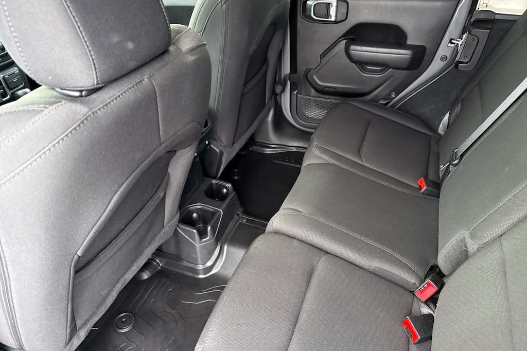 Used 2022 Jeep Wrangler Unlimited Sport SUV