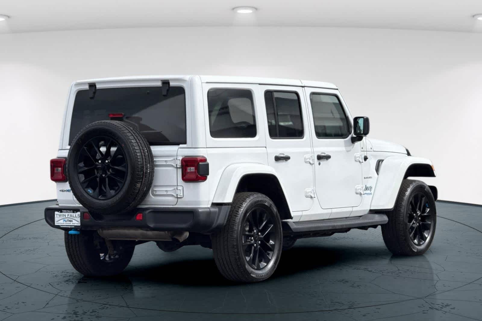 Thumbnail: 2022 Jeep Wrangler - 2