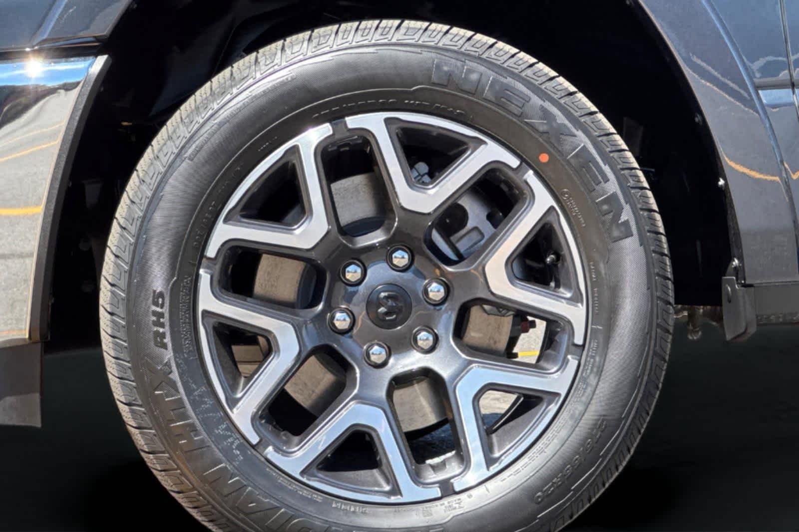Thumbnail: 2025 RAM 1500 - 29