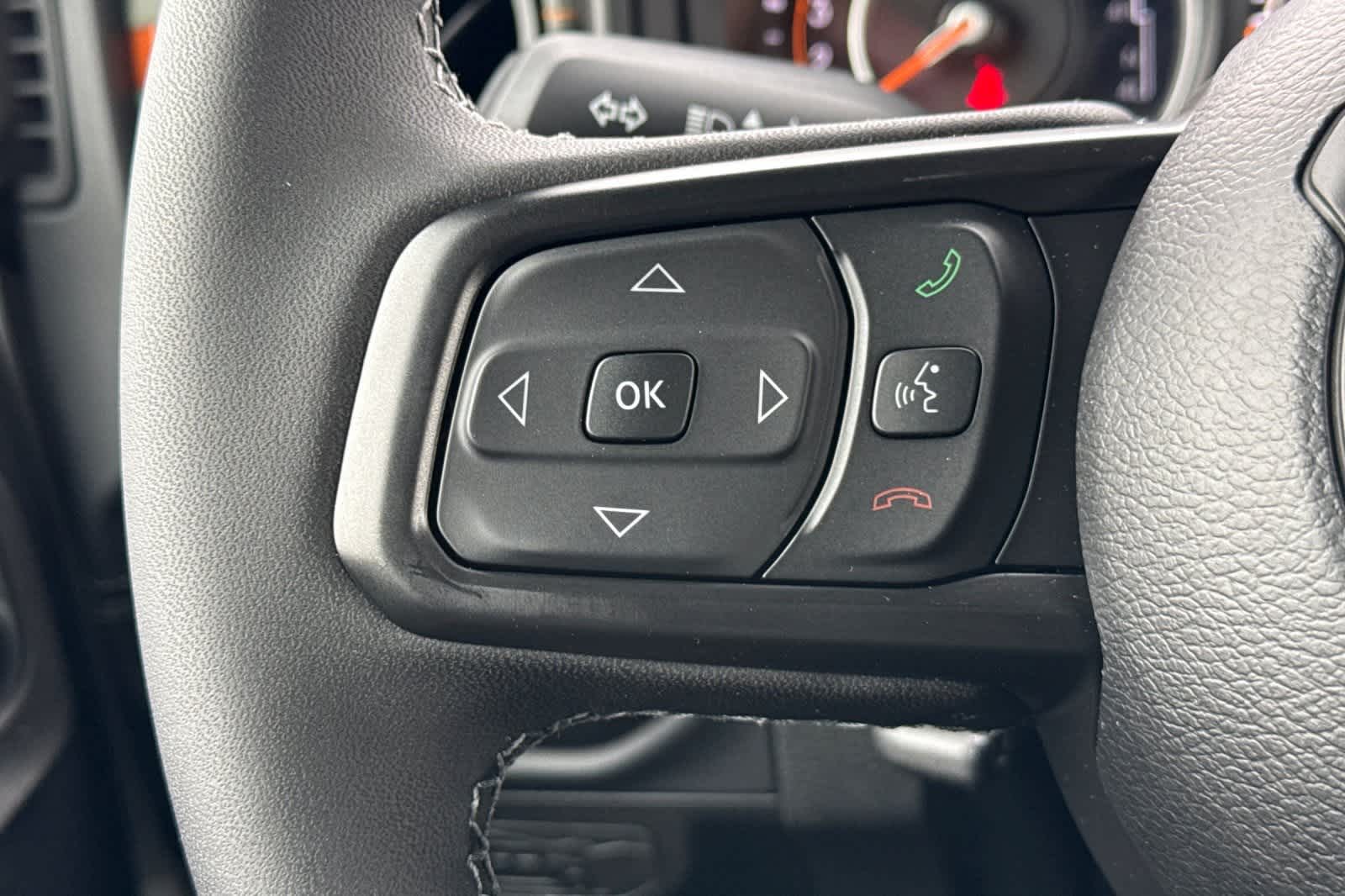 Thumbnail: 2026 Jeep Gladiator - 25