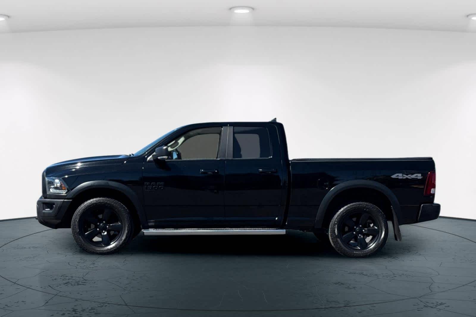 Thumbnail: 2019 RAM 1500 Classic - 9