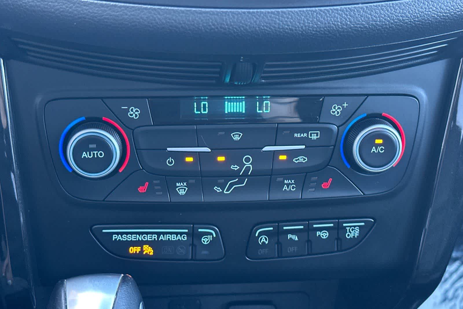 Thumbnail: 2019 Ford Escape - 23