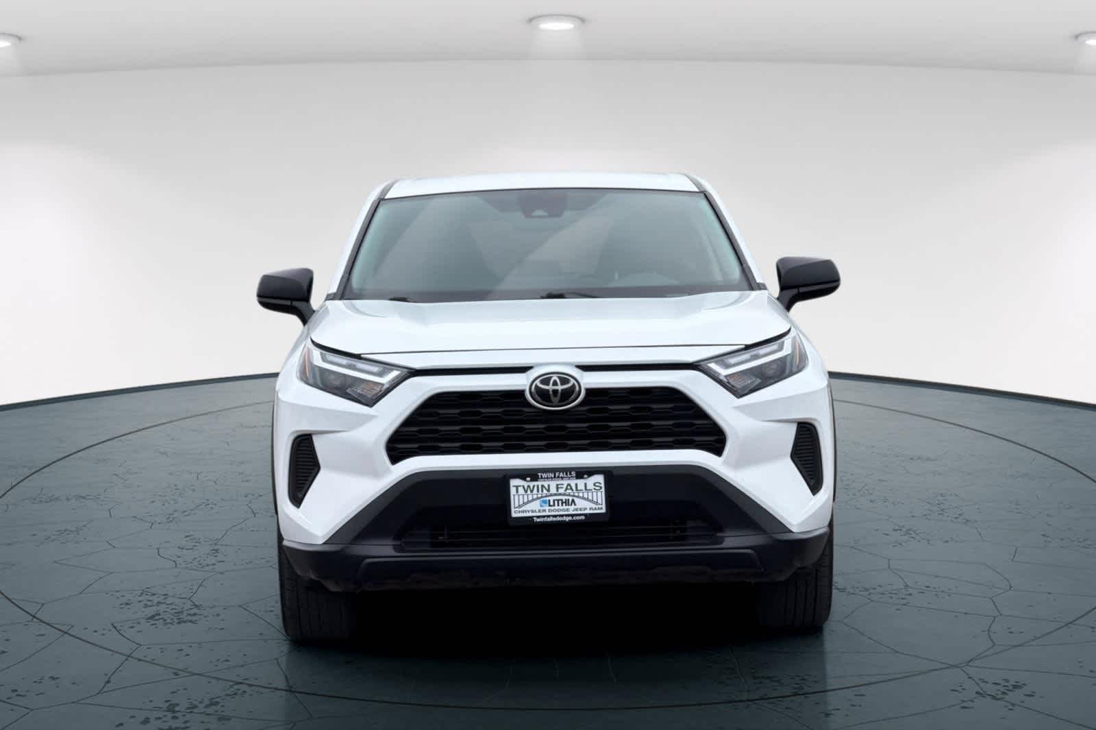 Thumbnail: 2024 Toyota RAV4 - 10