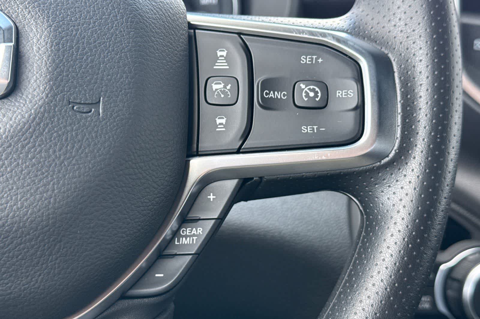 Thumbnail: 2026 RAM 1500 - 26