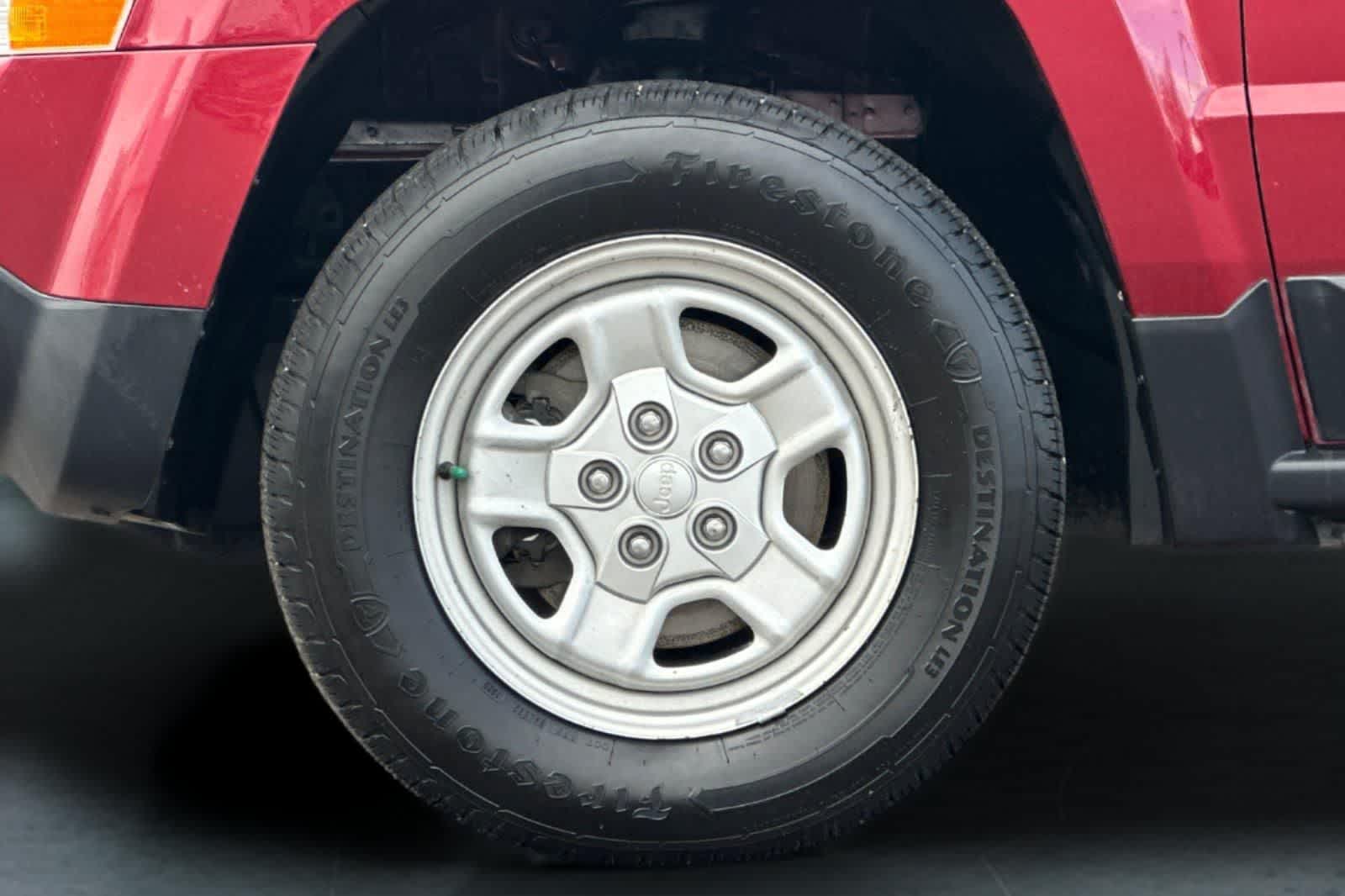 Thumbnail: 2016 Jeep Patriot - 27